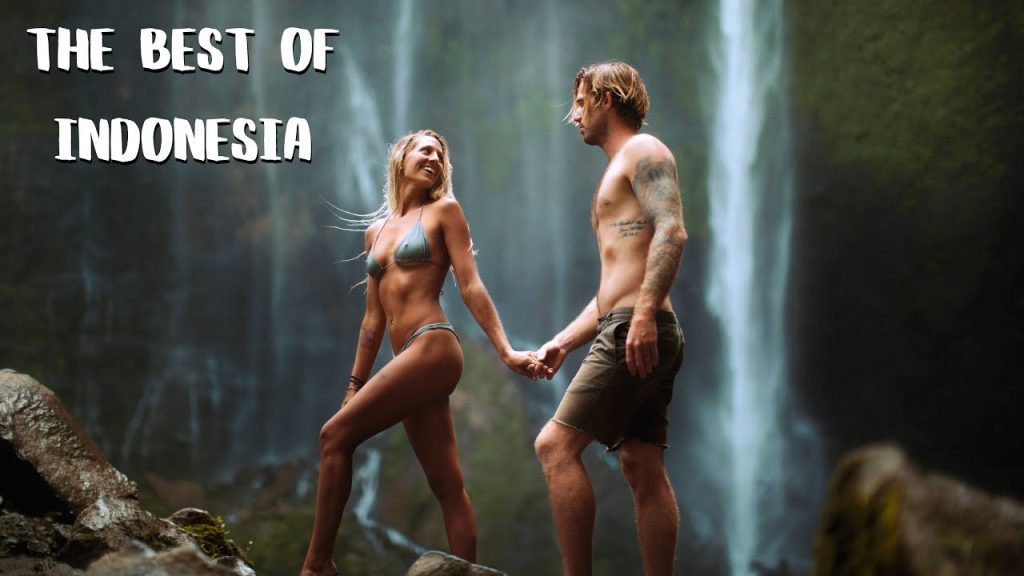 FOREIGNERS GO DEEP INTO JAVA - Tumpak Sewu Waterfall